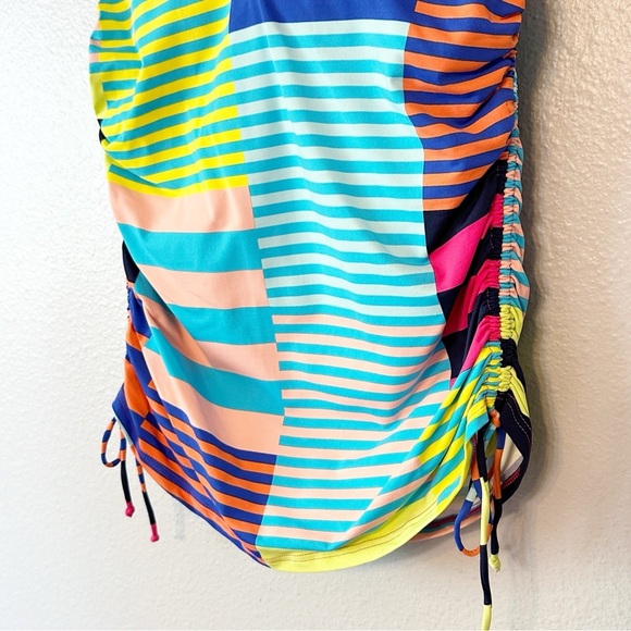 Lands' End V Neck Side Tie Adjustable Underwire Tankini Swim Top Women’s Size 4 - Picture 3 of 6